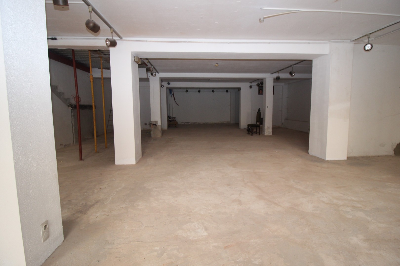 LOCAL COMERCIAL EN PERILLO - OLEIROS